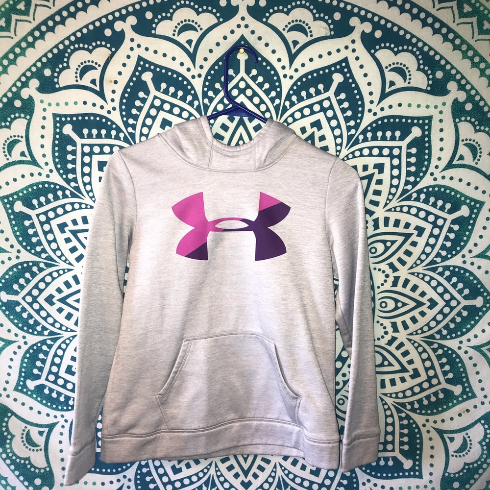Under armor sweatshirt